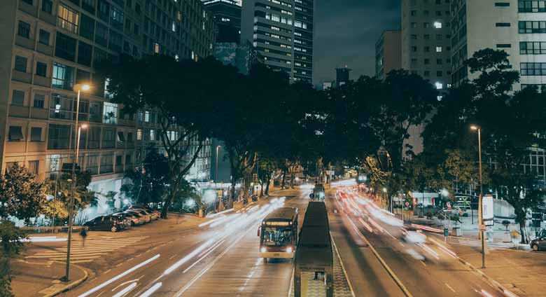 Poste de Ferro para Iluminação